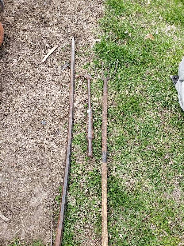 lot 10706 image: Breaker Bars and more