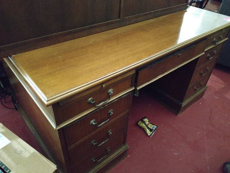 lot 8089 image: Wood Office Desk & Credenza