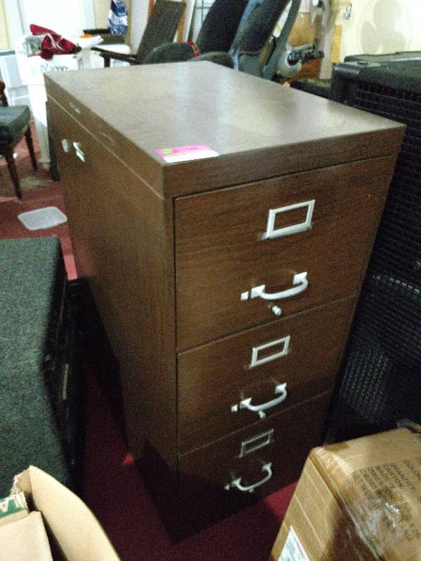 lot 8099 image: Filing & Storage Cabinets