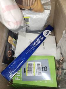 lot 19443 image: BOX OF MISCELLANEOUS ITEMS