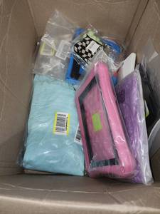 lot 19450 image: BOX OF MISCELLANEOUS ITEMS