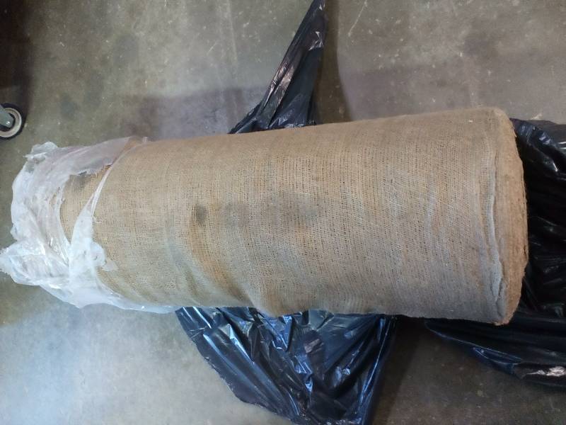 lot 31 image: Burlap Roll -Giant Roll- 2 person carry