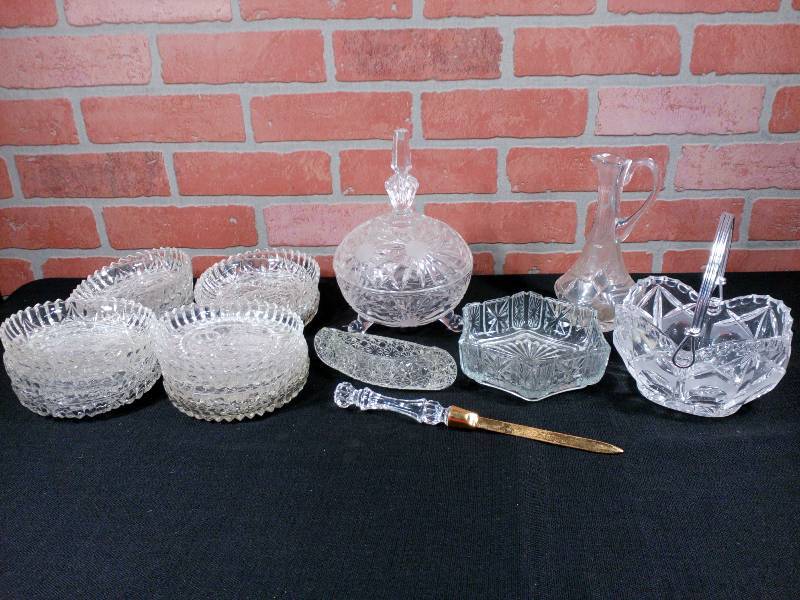lot 35 image: Cut Glass Collection