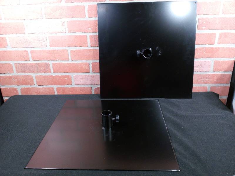 lot 53 image: Universal Stand Bases