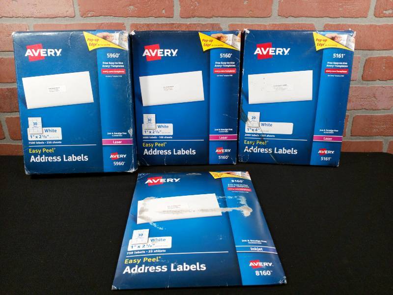 lot 198 image: Avery Easy Peel White Address Labels - Laser & Inkjet