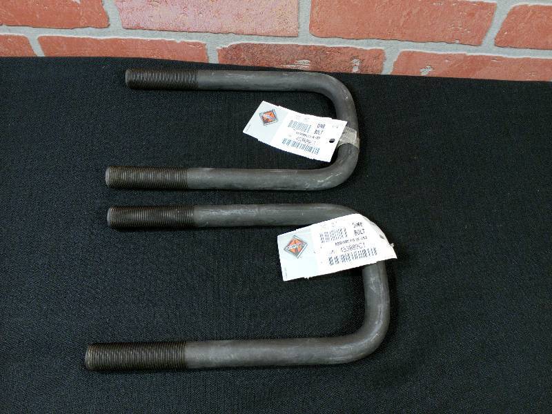 lot 156 image: International Navistar U Bolt 453889C1