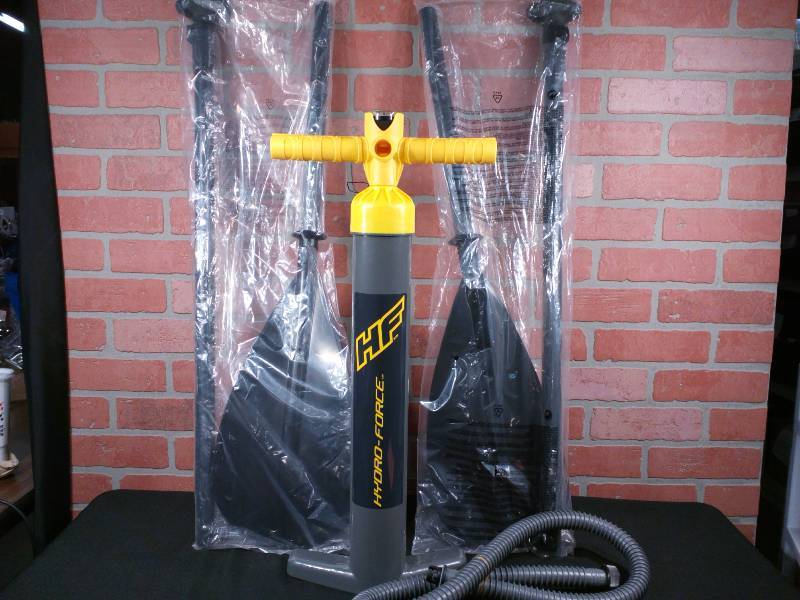 lot 232 image: Hydroforce Pump & Oars For Inflatable Kyaks, Boards Or Boats