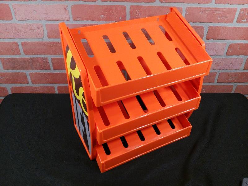 lot 259 image: Reeses Counter Display Units