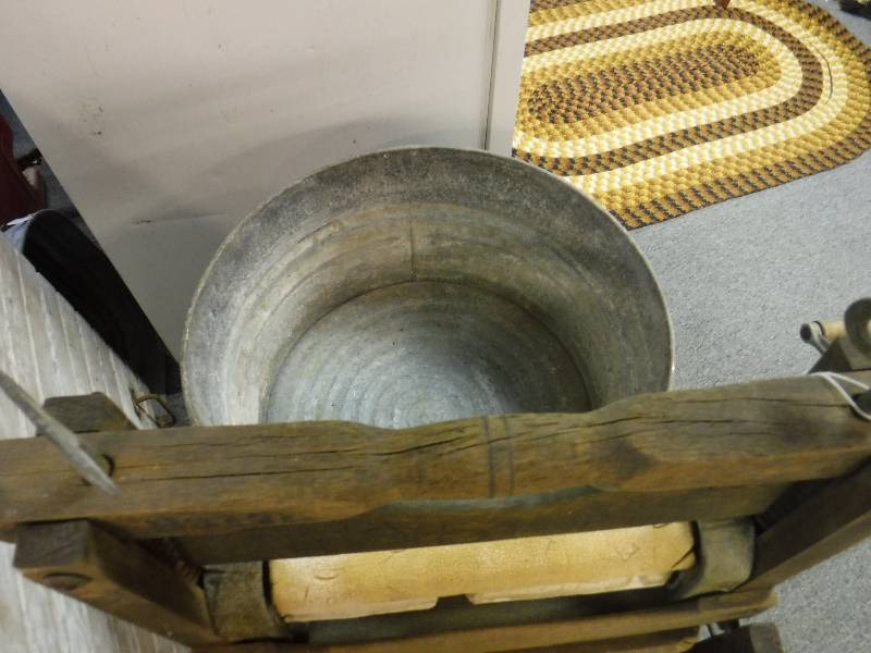 Antique wash tubs with stand | Rat Rod Antiques Collectibles Tools