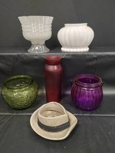 lot 111 image: Hat Planter and Vases
