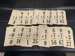 lot 122 image: Vintage Multiplication Flash Cards