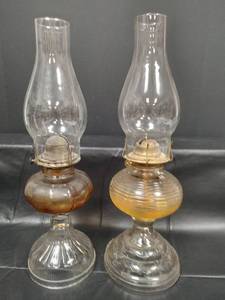 lot 130 image: Vintage Oil Lamps
