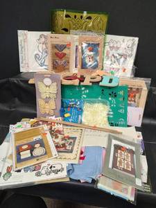 lot 131 image: Crafts and Stenciling Supplies