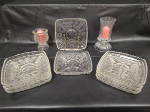 lot 180 image: 8 Vintage Glass Daisy Pattern Snack Plate Set with Candle Holders