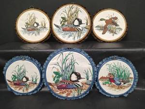 lot 197 image: Wildlife Wall Art