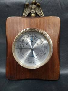 lot 207 image: Springfield Instrument Co. Vintage Humidity Meter with Eagle Mount