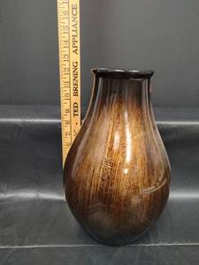 lot 219 image: Decorative Brown Glass Teardrop Vase