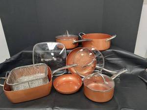 lot 263 image: Copper Chef Ceramic Non-Stick Cookware Set with Square Pan, Steamer Insert and Mesh Basket