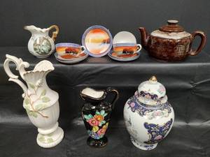 lot 314 image: Vintage Ceramic and Porcelain Collection