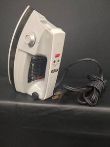 lot 351 image: Proctor and Silex Electric Steam Iron