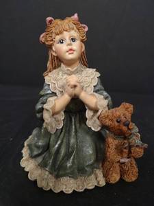 lot 361 image: Yesterdays Child Dollstone - Teresa and John