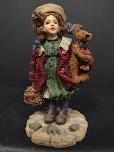 lot 363 image: Yesterdays Child Dollstone - Candice with Matthew