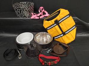 lot 368 image: Pet Supply Lot - Size Small Life Jacket with Reflective Strips, Flexi Retractable Leash, Dual Feeding Bowl Station, Leash, Harness and Adjustable Collar