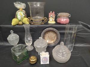 lot 407 image: Vintage Verichron Quartz Clock Olde World Style, Anna Huttle 24% Crystal Candy Dish with Lid, Crystal Bud Vase and More