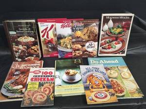 lot 414 image: Vintage Cookbook Collection