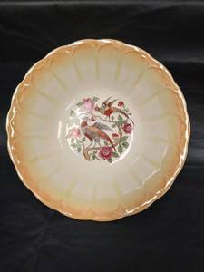 lot 426 image: Hariker 1840 Makers Mark Serving Bowl