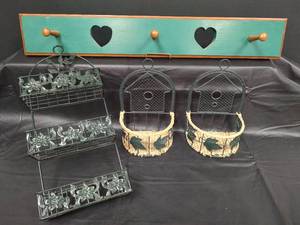 lot 433 image: Decorative Wall Storage Set - Hanging Metal Baskets and Birdhouse and Leaf Wall Baskets with Wood Heart Rack