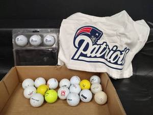 lot 462 image: New England Patriots Golf Ball Set and Towel and Assorted Golf Balls
