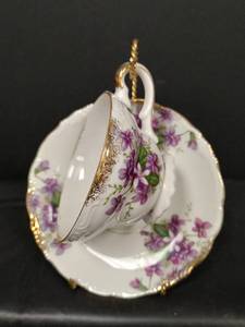 lot 471 image: Vintage Bone China Teacup and Saucer with Purple Violets