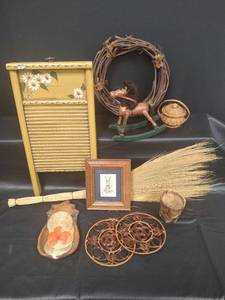 lot 474 image: Country Home Decor Collection - Grapevine Wreath, Washboard, Rocking Horse, and More