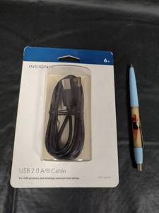 lot 520 image: Vintage Peek A Boo Pen and Insignia 2.0 AB Cable, 6 Ft