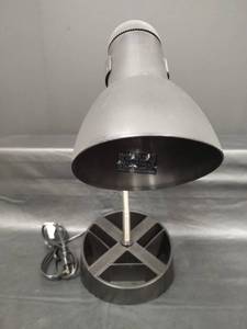 lot 522 image: Adjustable Desk Lamp with Gooseneck Arm and Round Divided Base(Tested)