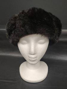 lot 622 image: Vintage Luxurious Dark Brown Fur Winter Hat