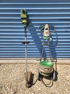lot 701 image: Scotts Snap Spreader System and Weed Eater Trimmer
