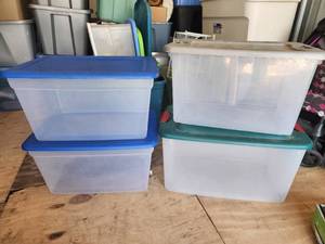 lot 727 image: Plastic Storage Totes with Blue and Green Lids