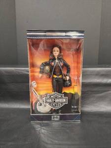 lot 7 image: Harley-Davidson Barbie Collector Doll 2000 Edition