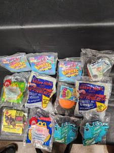 lot 12 image: McDonalds Happy Meal Toys Collection - Speed Bumpers and Hot Wheels Mini Street