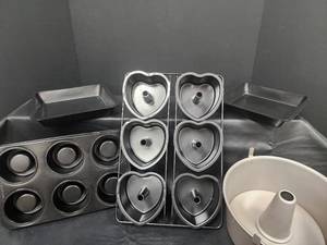 lot 47 image: Baking Pan Collection - Heart Shaped Bundt Pans and Muffin Tins