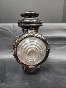 lot 70 image: Antique Black Metal Carriage Lamp with Glass Lens