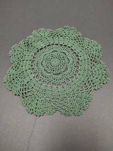 lot 663 image: Green Crocheted Doily, 9 12 inch