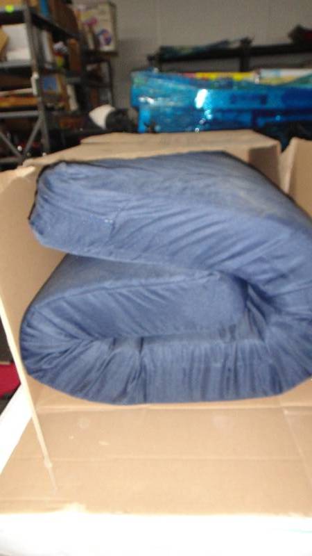 lot 8785 image: Quilted Twin Mattress