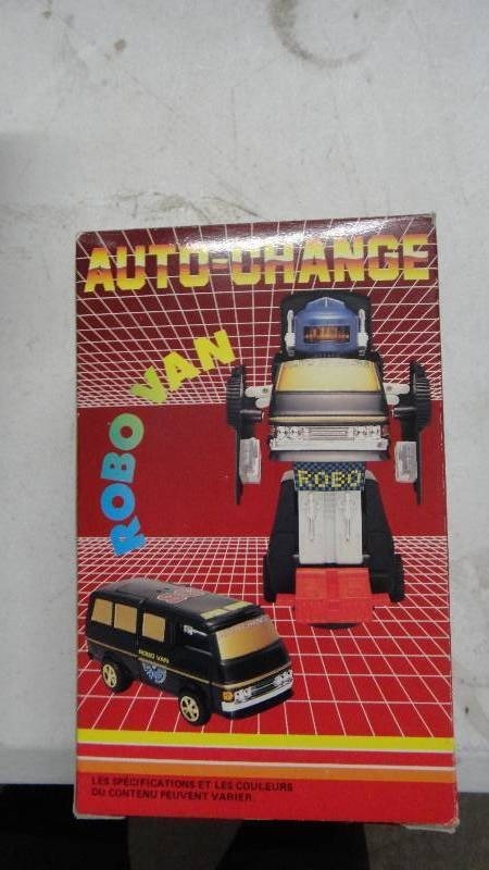 lot 8805 image: Auto Change Robo Van