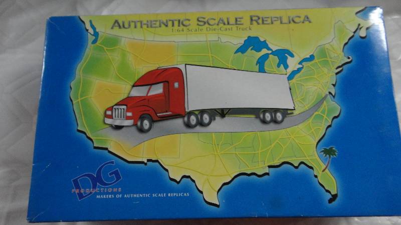 lot 8820 image: 164 Scale Die Cast Truck