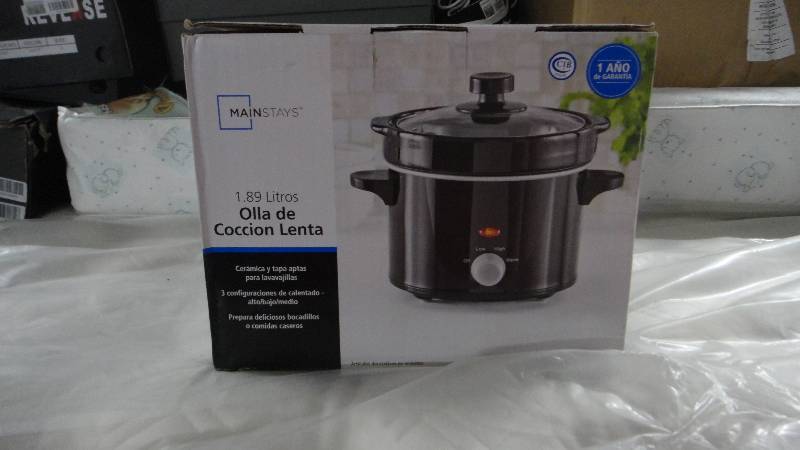 lot 8859 image: Slow Cooker