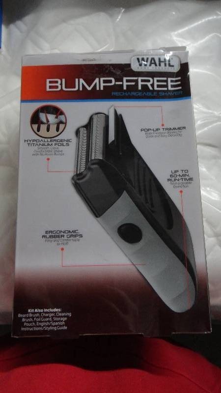 lot 8871 image: Wahl Bump Free Shaver