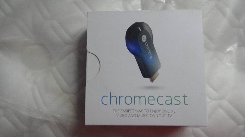 lot 8877 image: Chromecast